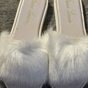 Lauren Lorraine Women's Plush White Fur Slippers
